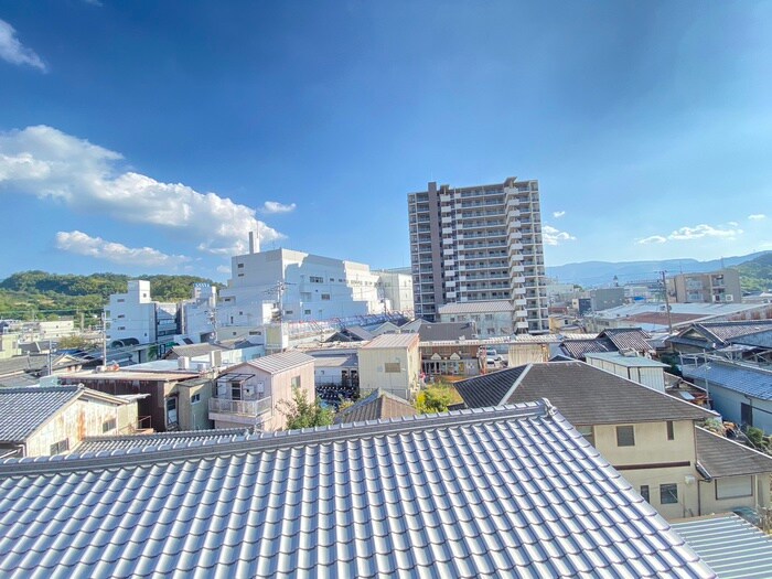 物件内観写真21　(室内からの展望)