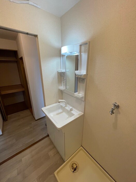 物件内観写真12　(洗面)