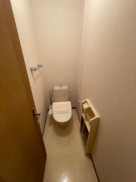 物件内観写真14　(トイレ)