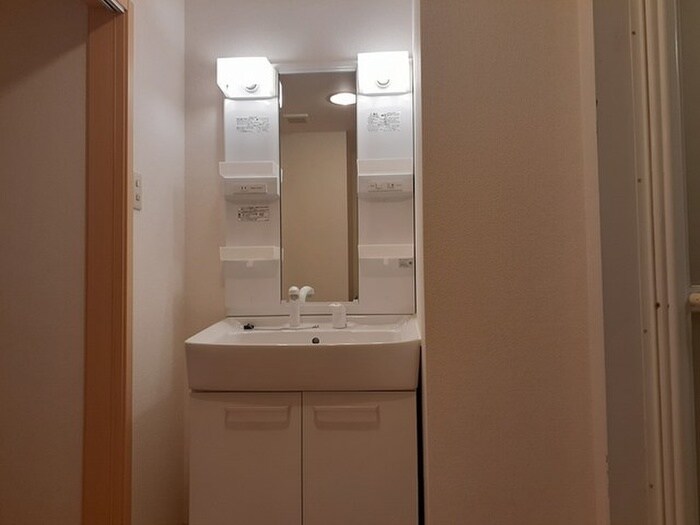 物件内観写真14　(洗面)