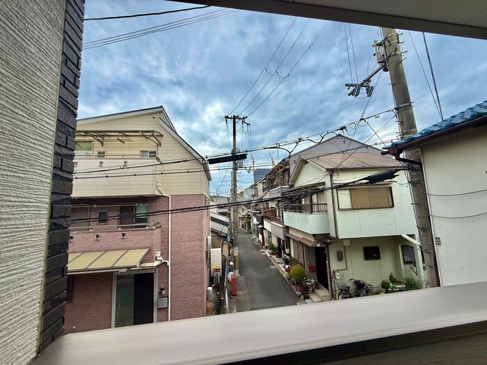 物件内観写真20　(室内からの展望)