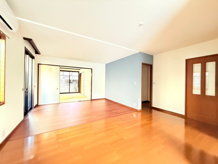 物件内観写真9　(居室)