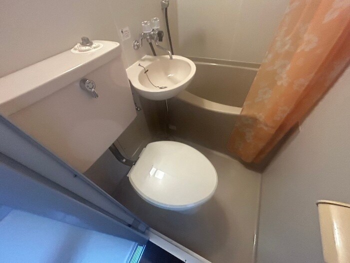 物件内観写真12　(トイレ)