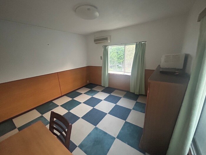 物件内観写真13　(居室)