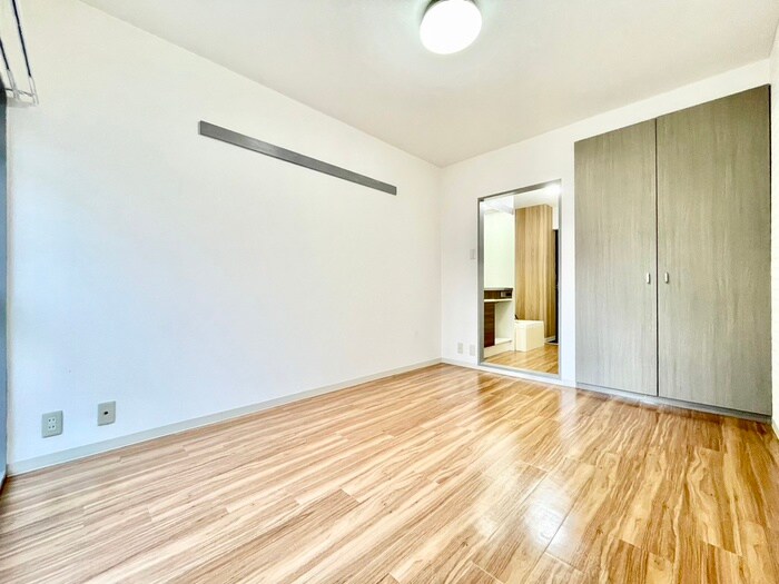 物件内観写真9　(居室)