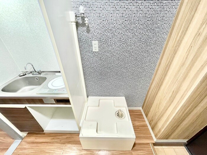 物件内観写真15　(洗濯機置場)