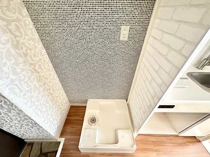 物件内観写真18　(洗濯機置場)