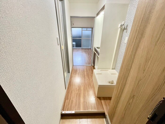 物件内観写真20　(廊下)