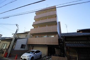 ルネッサンス　ドゥ外観写真