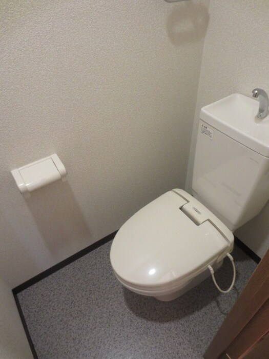 物件内観写真9　(トイレ)