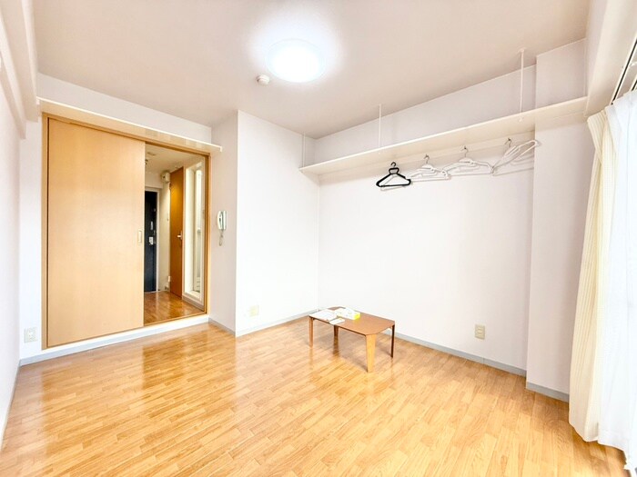 物件内観写真6　(居室)