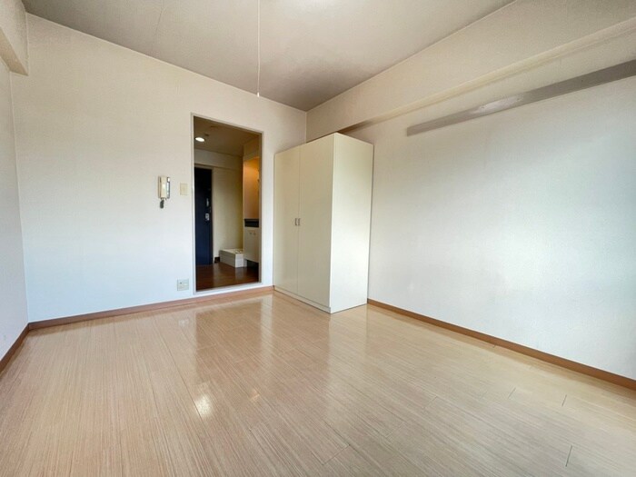 物件内観写真6　(居室)