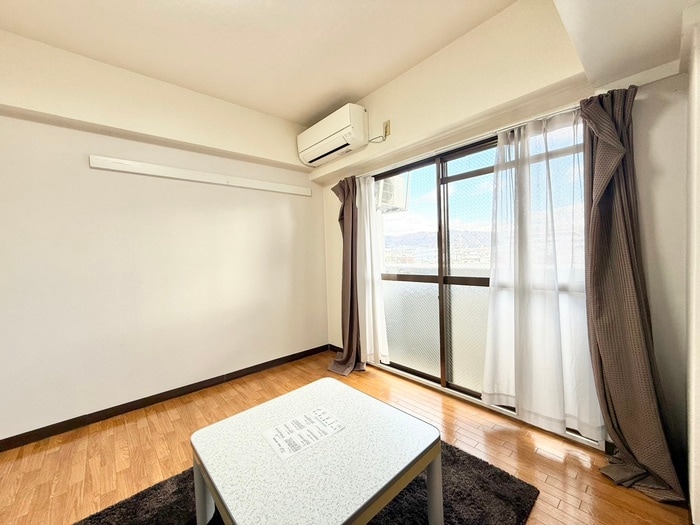 物件内観写真9　(居室)