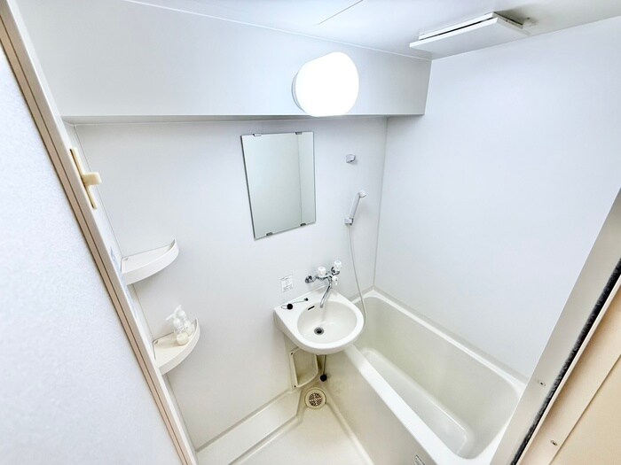 物件内観写真11　(バス／シャワールーム等)