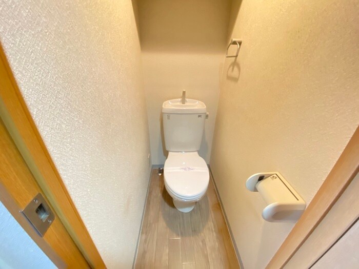 物件内観写真13　(トイレ)