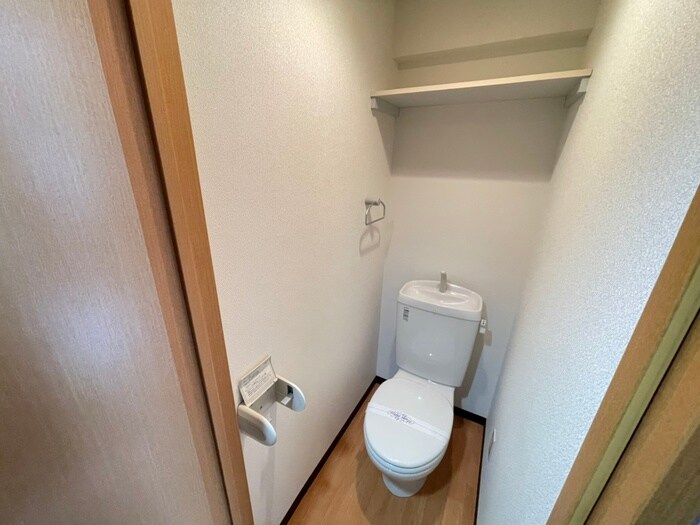 物件内観写真15　(トイレ)