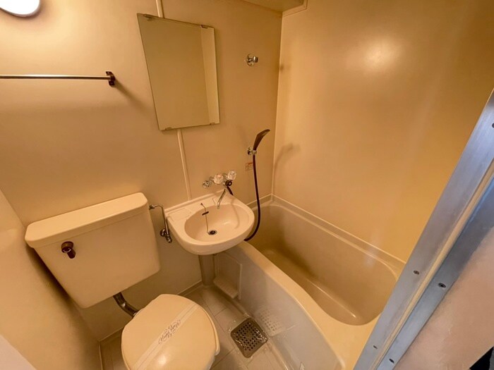 物件内観写真16　(トイレ)