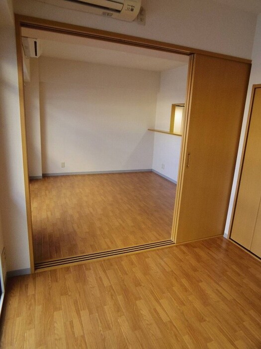 物件内観写真17　(居室)