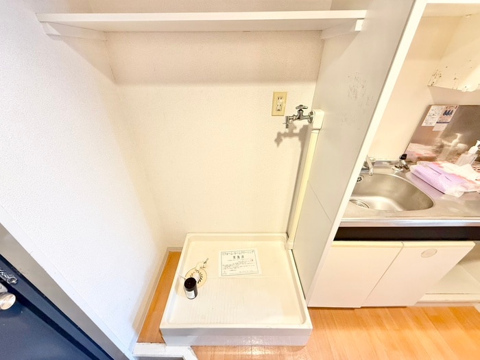 物件内観写真17　(洗濯機置場)