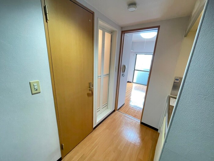 物件内観写真18　(廊下)