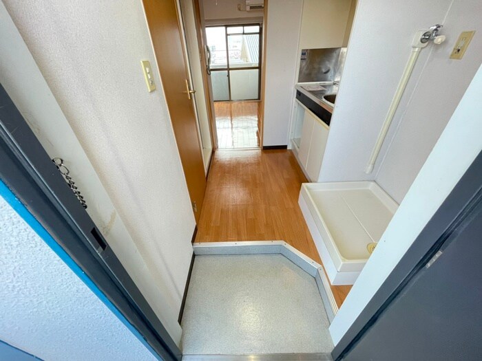 物件内観写真19　(玄関)