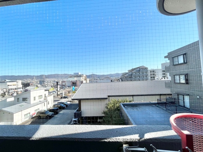 物件内観写真21　(室内からの展望)