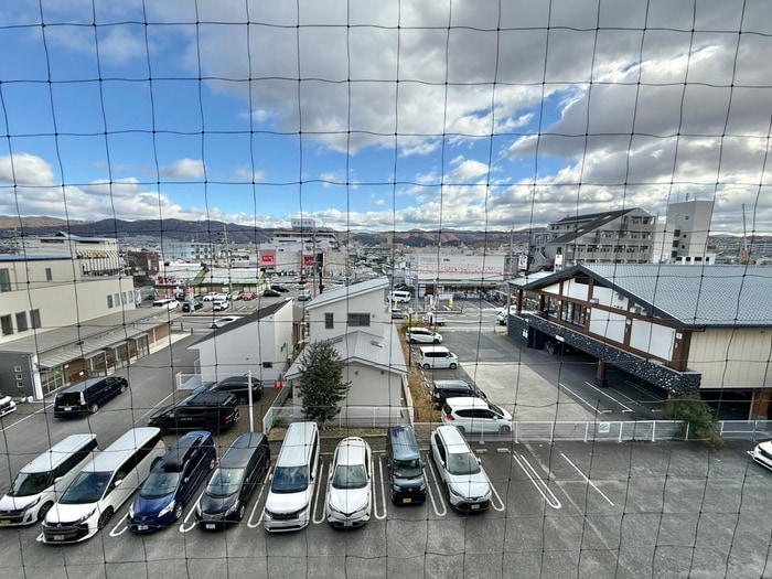 物件内観写真21　(室内からの展望)