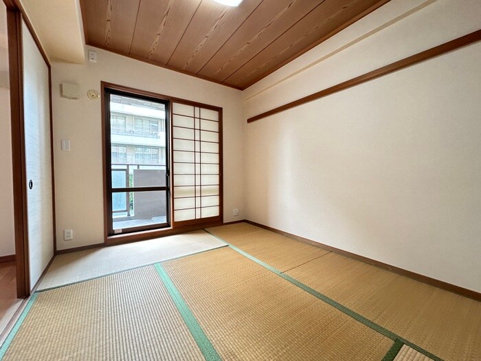 物件内観写真10　(居室)