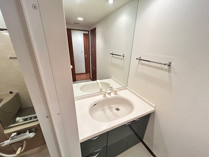 物件内観写真15　(洗面)