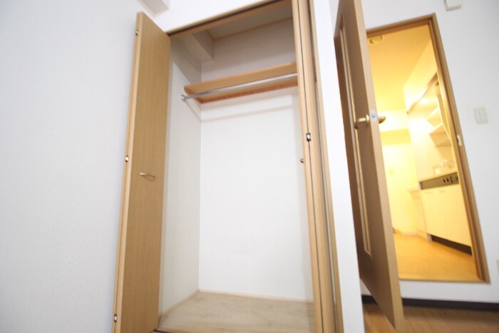 物件内観写真13　(収納)