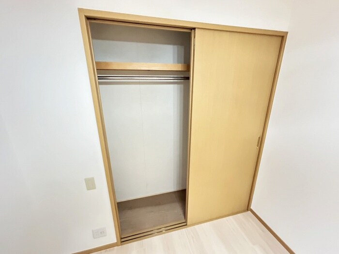 物件内観写真13　(収納)