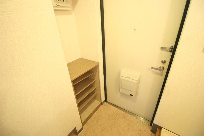 物件内観写真14　(玄関)