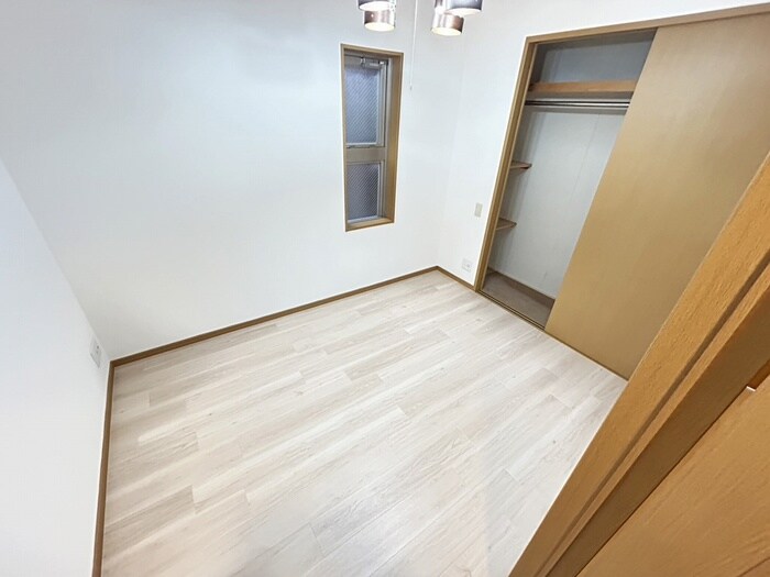 物件内観写真19　(居室)