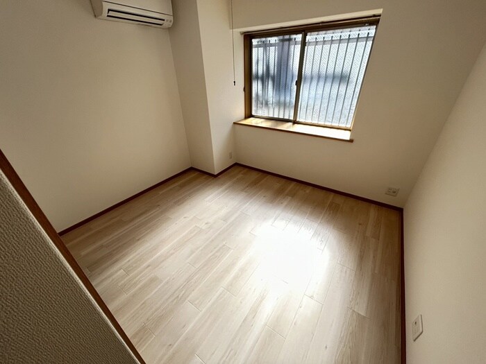 物件内観写真22　(居室)