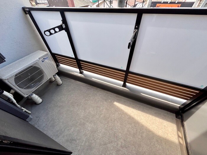 物件内観写真12　(ベランダ・バルコニー)