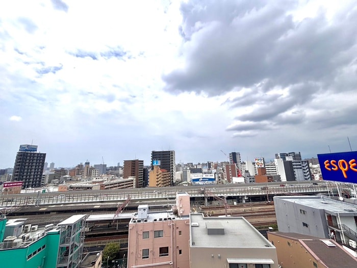 物件内観写真13　(室内からの展望)