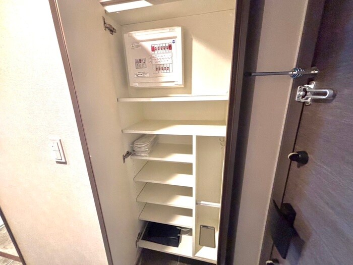 物件内観写真16　(靴箱)