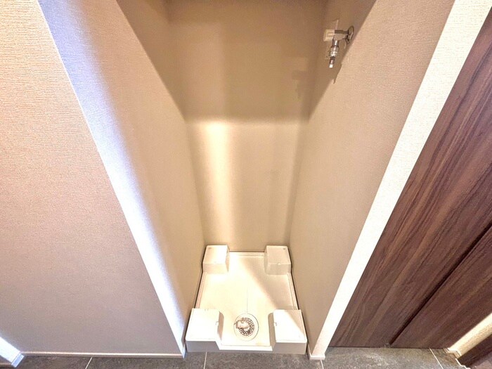 物件内観写真19　(洗濯機置場)