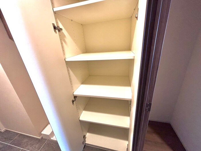 物件内観写真22　(収納)