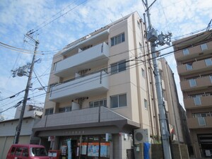 ＣＵＢＥ甲子園口外観写真
