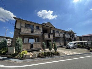 フロ－ラ緑地外観写真