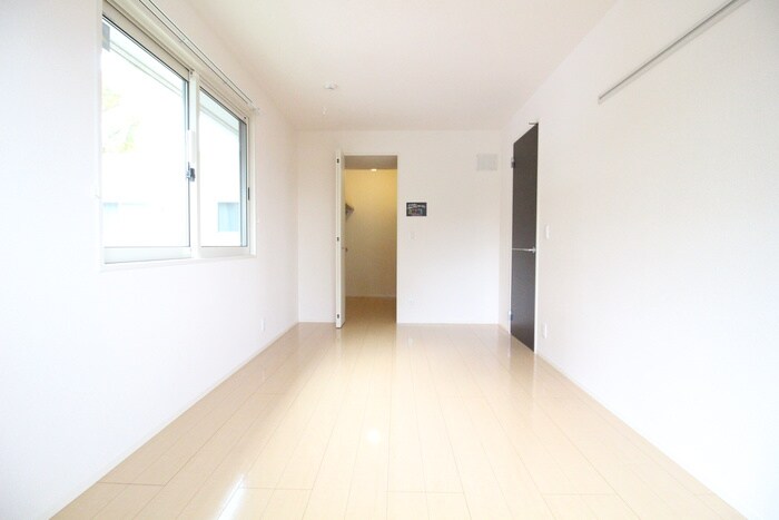 物件内観写真17　(居室)