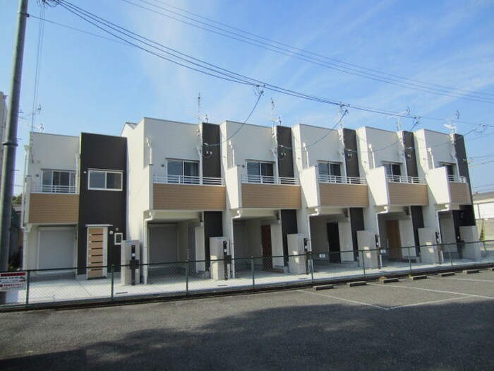 物件外観写真4　(外観写真)