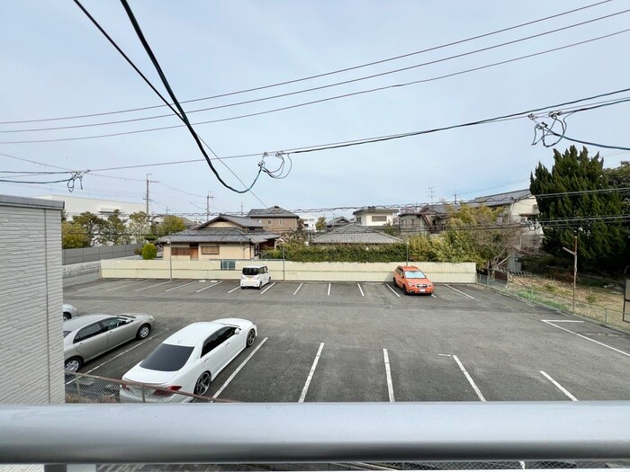 物件内観写真17　(室内からの展望)