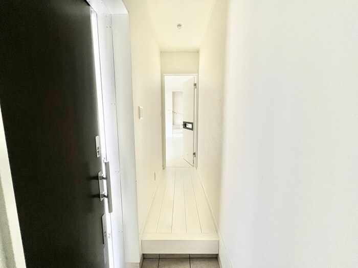 物件内観写真18　(廊下)