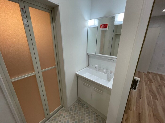 物件内観写真11　(洗面)