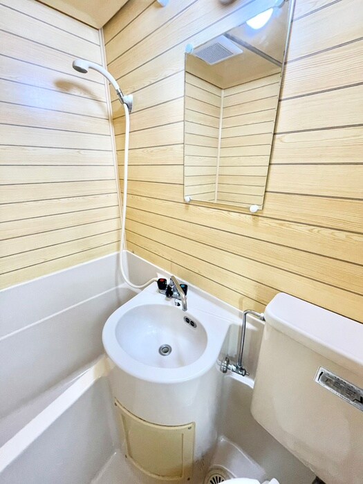 物件内観写真13　(洗面)