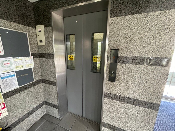 物件外観写真6　(建物設備)