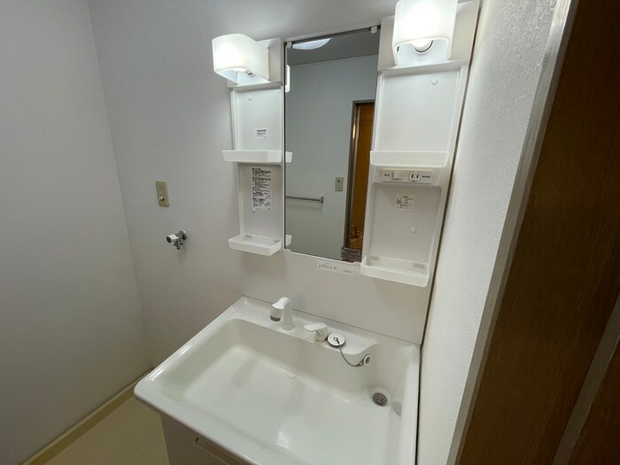 物件内観写真17　(洗面)