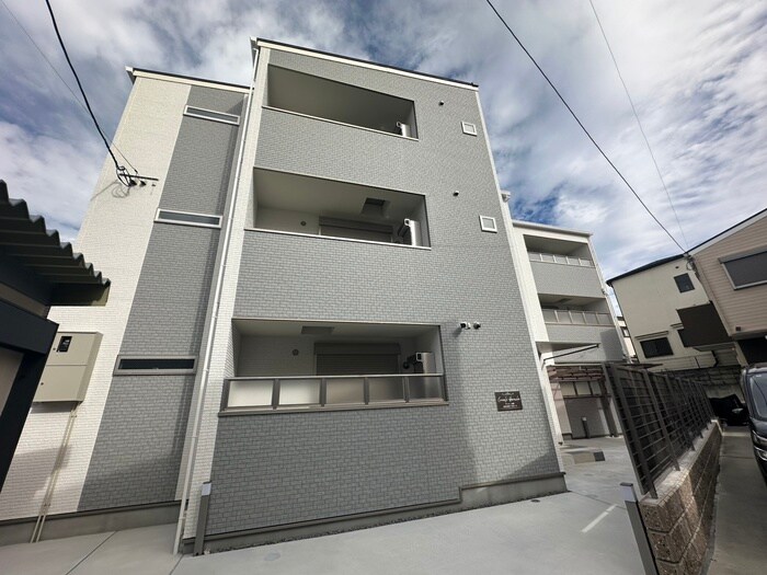 物件外観写真1　(外観写真)